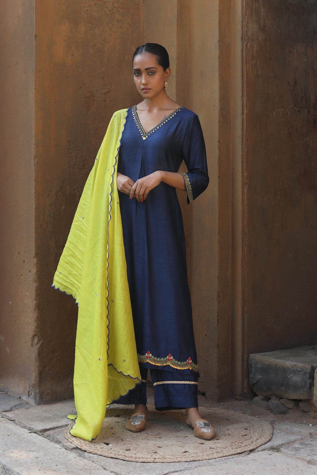 NAVY BLUE MOGRA KURTA SET